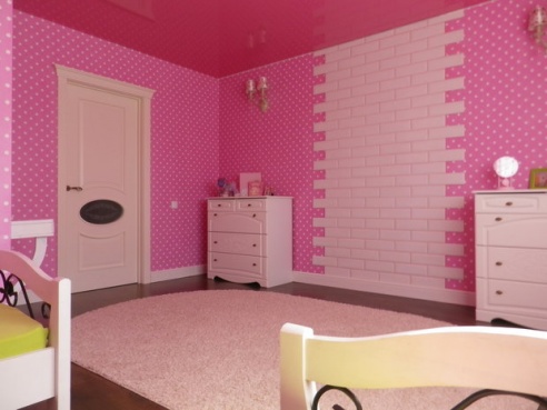 Речичанка рассказала, во сколько ей обошелся ремонт детской комнаты для девочек