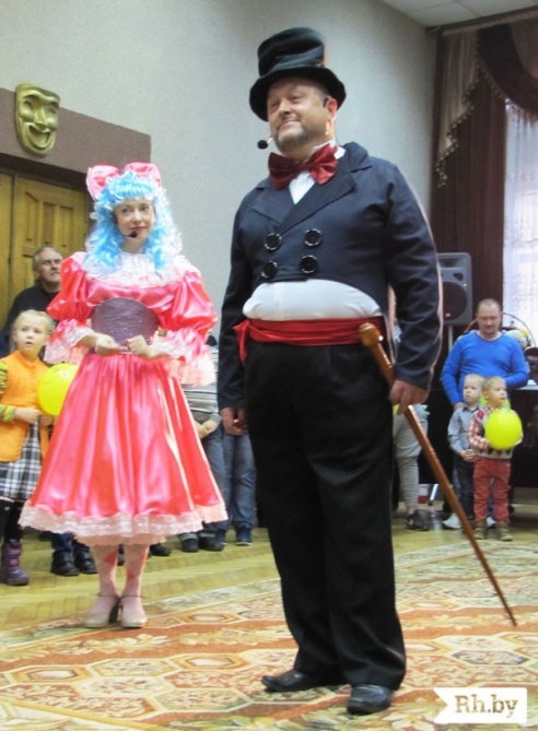 “Батлейка” адкрыла 25-ы тэатральны сезон, акцёраў уганаравалі граматамі (Фота)