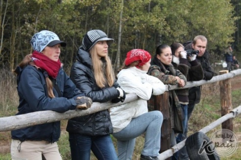 ФОТО- и ВИДЕОРЕПОРТАЖ: Скачки ординарцев прошли в Старинках под Вилейкой 18 октября