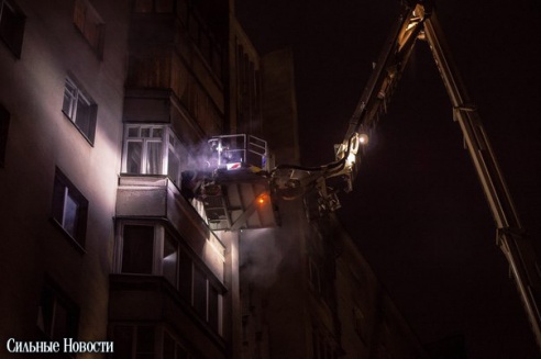 Крупный пожар в жилом доме на Кожара: сгорели несколько балконов (фото, видео)