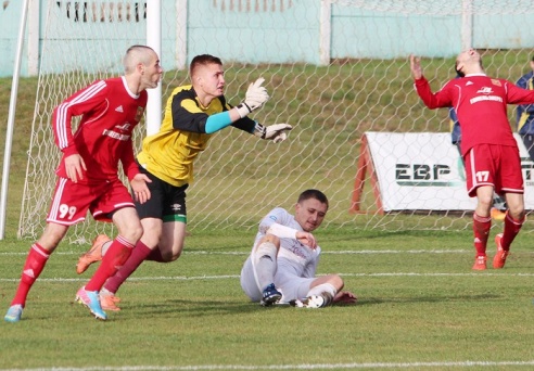 ФК "Химик" сыграл вничью с "Городеей", фаворитом чемпионата