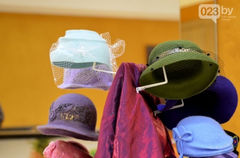 Гомельские ремесленники представили новые hand-made работы и поделились секретами своего ремесла