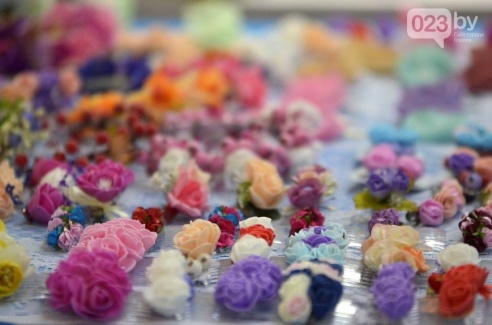 Гомельские ремесленники представили новые hand-made работы и поделились секретами своего ремесла