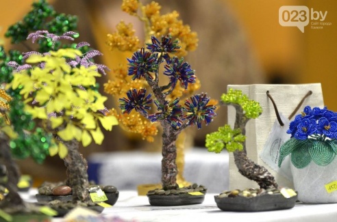 Гомельские ремесленники представили новые hand-made работы и поделились секретами своего ремесла