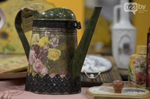 Гомельские ремесленники представили новые hand-made работы и поделились секретами своего ремесла
