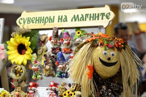 Гомельские ремесленники представили новые hand-made работы и поделились секретами своего ремесла