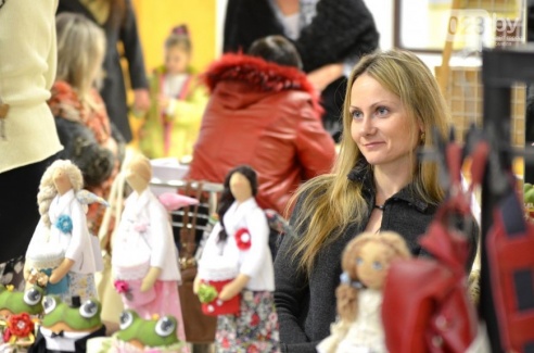 Гомельские ремесленники представили новые hand-made работы и поделились секретами своего ремесла