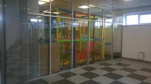 В ТЦ "Анженко" открылась детская игровая комната