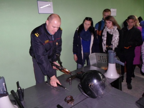 В отделе внутренних дел Костюковичского райисполкома прошла акция «День открытых дверей» (+ фото)