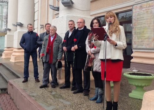 Память кинорежиссера Виктора Турова почтили на митинге в Могилеве