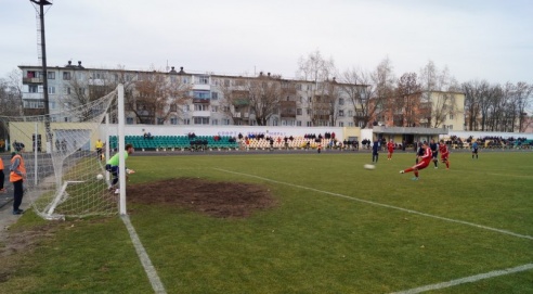 ФК "Химик" взял реванш в игре с "Кобрином"