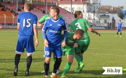 “Маладзечна ДЮСШ 4” саступае камандзе з Узды і фактычна губляе шанец выйсці ў першую лігу (Фотарэпартаж)