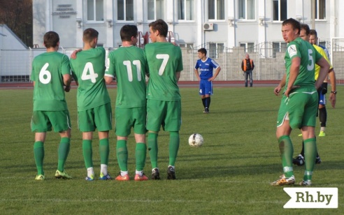 “Маладзечна ДЮСШ 4” саступае камандзе з Узды і фактычна губляе шанец выйсці ў першую лігу (Фотарэпартаж)