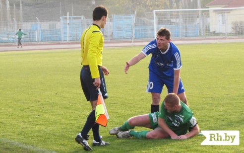 “Маладзечна ДЮСШ 4” саступае камандзе з Узды і фактычна губляе шанец выйсці ў першую лігу (Фотарэпартаж)