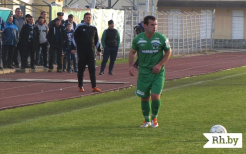 “Маладзечна ДЮСШ 4” саступае камандзе з Узды і фактычна губляе шанец выйсці ў першую лігу (Фотарэпартаж)