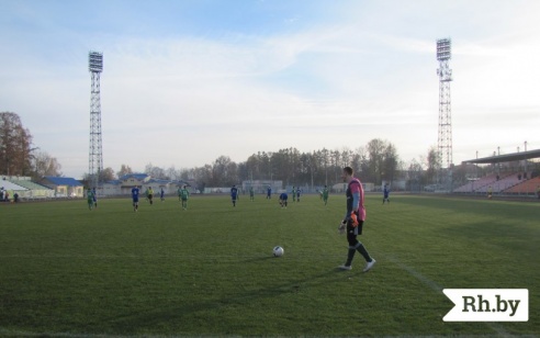 “Маладзечна ДЮСШ 4” саступае камандзе з Узды і фактычна губляе шанец выйсці ў першую лігу (Фотарэпартаж)