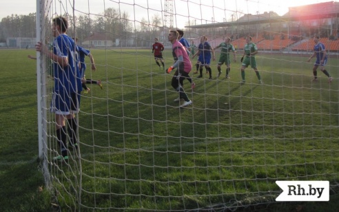 “Маладзечна ДЮСШ 4” саступае камандзе з Узды і фактычна губляе шанец выйсці ў першую лігу (Фотарэпартаж)