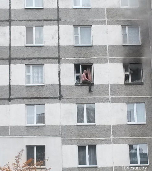 В микрорайоне "Октябрьский" мужчина пытался покончить с собой