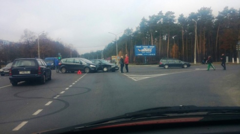 Фотофакт: ДТП возле ТЦ "Березки"