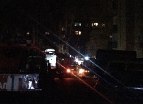 Пожар в 1 микрорайоне Светлогорска. Эвакуированы жильцы подъезда
