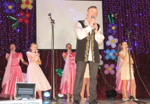 Народному ансамблю «Блискавица» УКПП «Костюковичский жилкоммунхоз» исполнилось 10 лет со дня образования (+ фото)