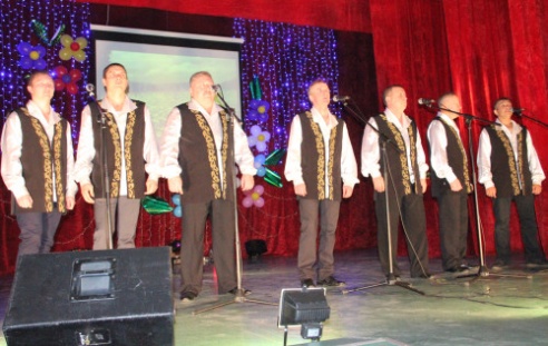 Народному ансамблю «Блискавица» УКПП «Костюковичский жилкоммунхоз» исполнилось 10 лет со дня образования (+ фото)