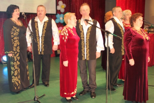 Народному ансамблю «Блискавица» УКПП «Костюковичский жилкоммунхоз» исполнилось 10 лет со дня образования (+ фото)