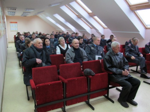 В отделе внутренних дел Костюковичского райисполкома прошло офицерское собрание (+ фото)