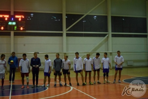 Вилейка загружает кошелку мячей Мяделю, а мядельский «Зубренок» отвечает победой над вилейскими Шиловичами (ФОТО)