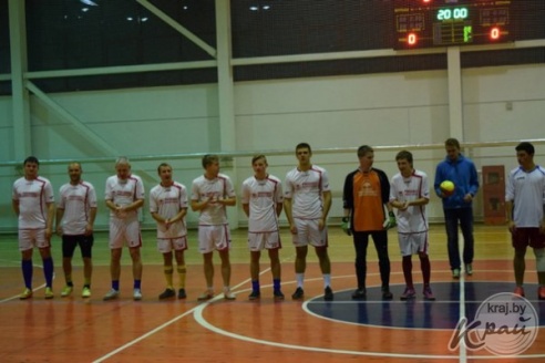 Вилейка загружает кошелку мячей Мяделю, а мядельский «Зубренок» отвечает победой над вилейскими Шиловичами (ФОТО)