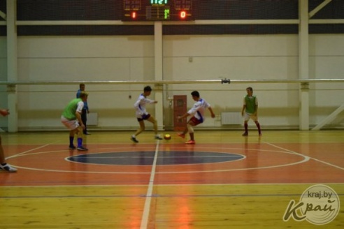 Вилейка загружает кошелку мячей Мяделю, а мядельский «Зубренок» отвечает победой над вилейскими Шиловичами (ФОТО)