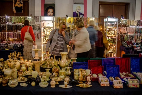 С 14 ноября по 22 ноября в Горках – выставка-ярмарка "В мире самоцветов"