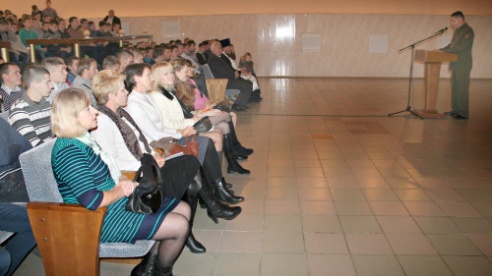 Торжественное мероприятие, посвященное Дню призывника «Солдаты мира» прошло в Костюковичах (+ фото)