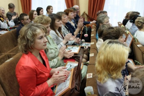 На областных «Дожинках» в Вилейке наградили около 100 аграриев района (ФОТО)