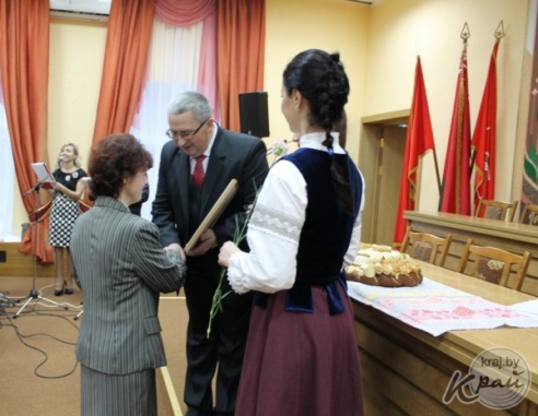 На областных «Дожинках» в Вилейке наградили около 100 аграриев района (ФОТО)