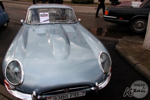 ФОТОФАКТ: Выставка ретроавтомобилей в Вилейке на "Дожинках"