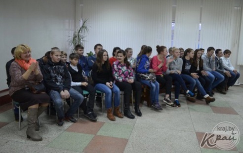 «Чайханщики» и «шынкары» соревновались в приготовлении драников в Вилейке (ФОТО)