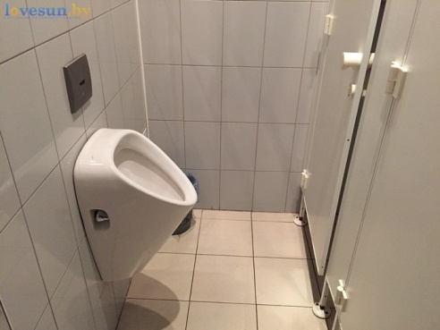 Тайный гость в красно-чёрном ресторане Ksart в Светлогорске