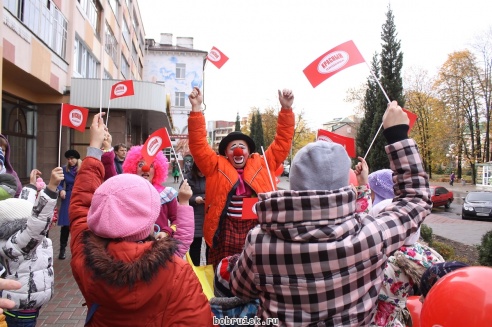 В Бобруйске после ремонта открылся магазин «Красного пищевика»