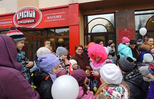 В Бобруйске после ремонта открылся магазин «Красного пищевика»