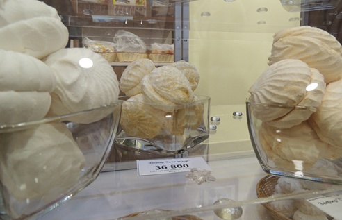 В Бобруйске после ремонта открылся магазин «Красного пищевика»