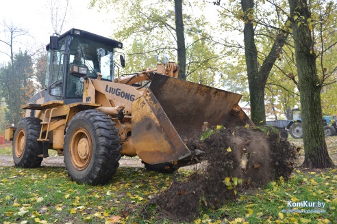 В бобруйском парке снова чистили озера