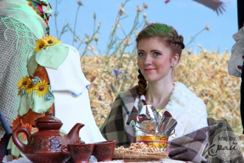 ВИДЕО- и ФОТОРЕПОРТАЖ: Как в Вилейке на "Дожинках" искали жениха