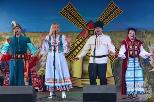 ВИДЕО- и ФОТОРЕПОРТАЖ: Как в Вилейке на "Дожинках" искали жениха