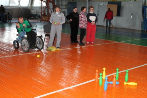 Спортивное мероприятие, посвященное Дню инвалида, состоялось в Костюковичах (+ фото)