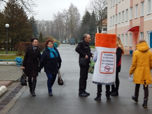 Теперь и Химволокно. Как рабочие отдавали сигареты за конфеты