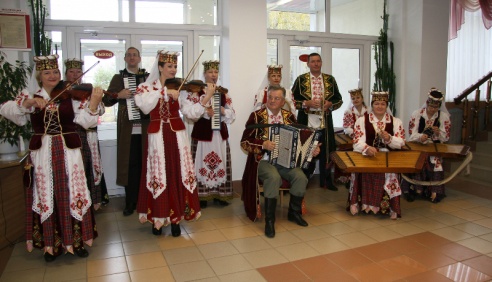 У Паставах ушанавалі работнікаў сельскай гаспадаркі і перапрацоўчай прамысловасці аграпрамысловага комплексу (+шмат фота)