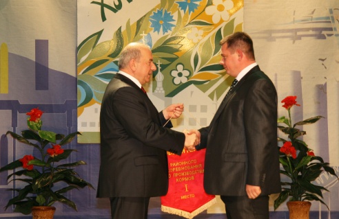 У Паставах ушанавалі работнікаў сельскай гаспадаркі і перапрацоўчай прамысловасці аграпрамысловага комплексу (+шмат фота)