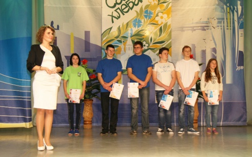 У Паставах ушанавалі работнікаў сельскай гаспадаркі і перапрацоўчай прамысловасці аграпрамысловага комплексу (+шмат фота)