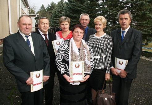 У Паставах ушанавалі работнікаў сельскай гаспадаркі і перапрацоўчай прамысловасці аграпрамысловага комплексу (+шмат фота)